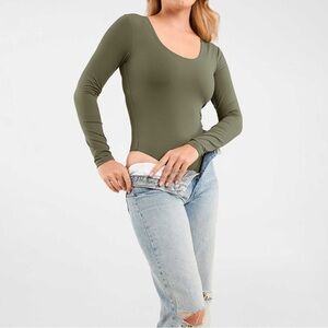 Nuuds Long Sleeve Scoop Neck Bodysuit in Olive Green Snap Thong Soft Size L EUC